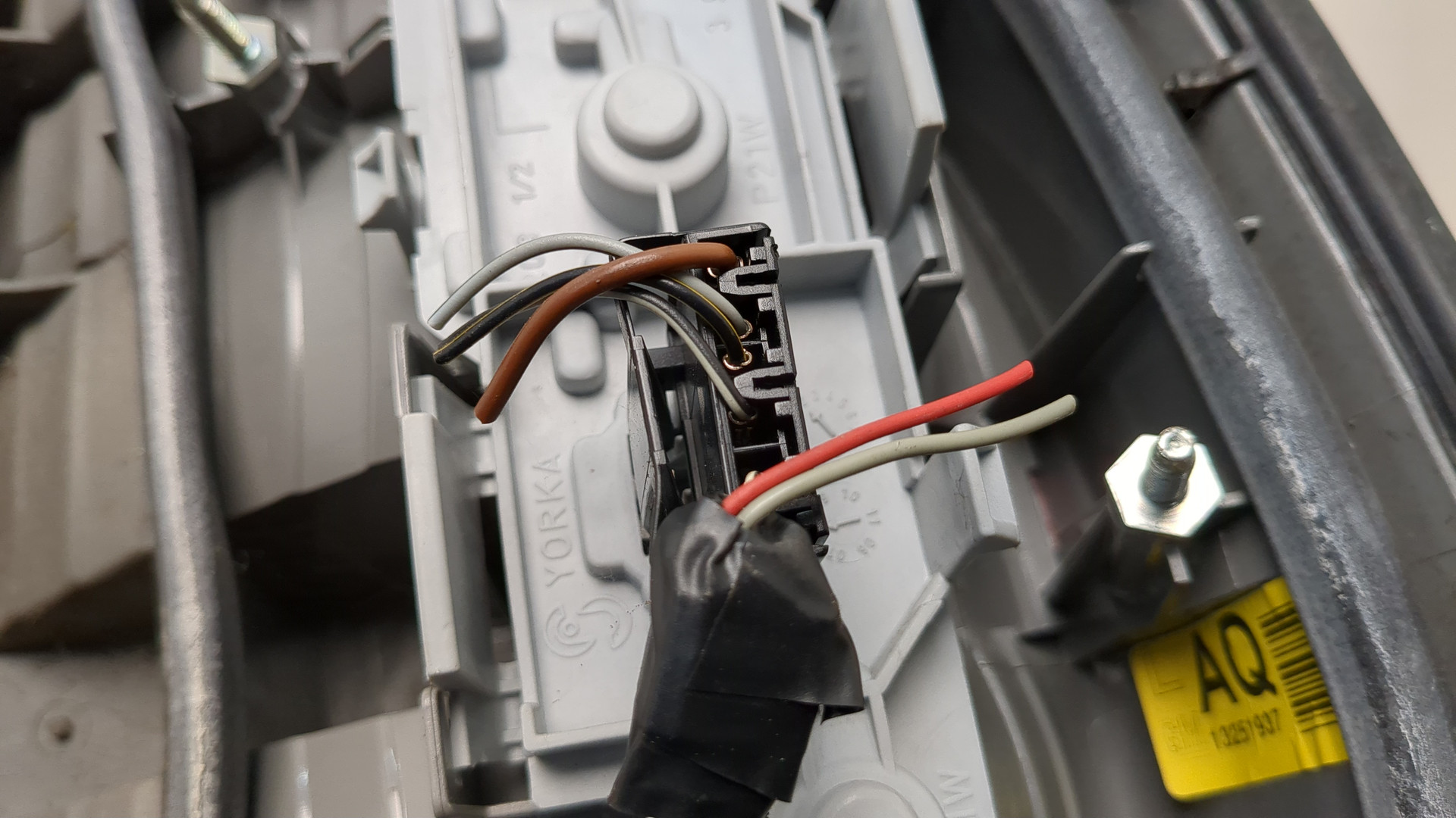 Фонарь задний левый