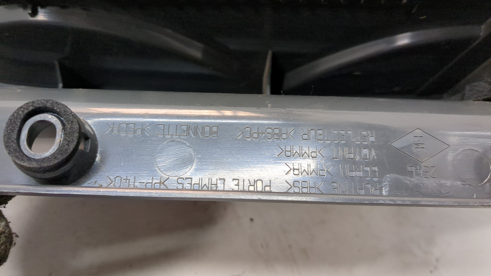 Фонарь задний левый