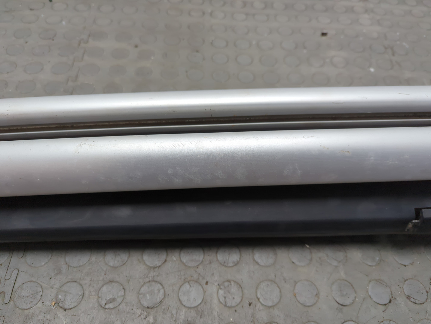 Рейлинги (релинг) к-кт (планки на крышу)