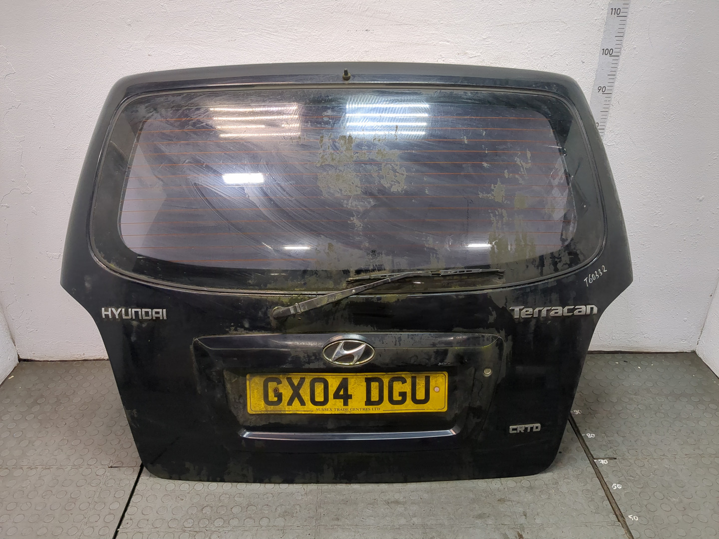 Дверь багажника