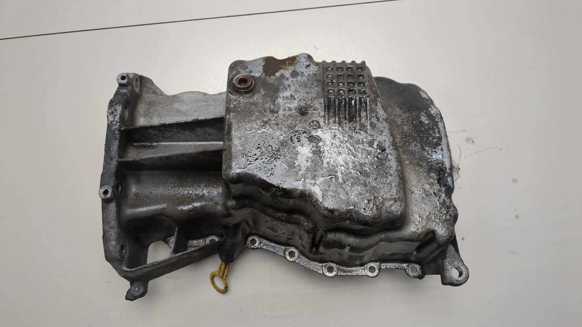 Поддон масляный двигателя (картер)