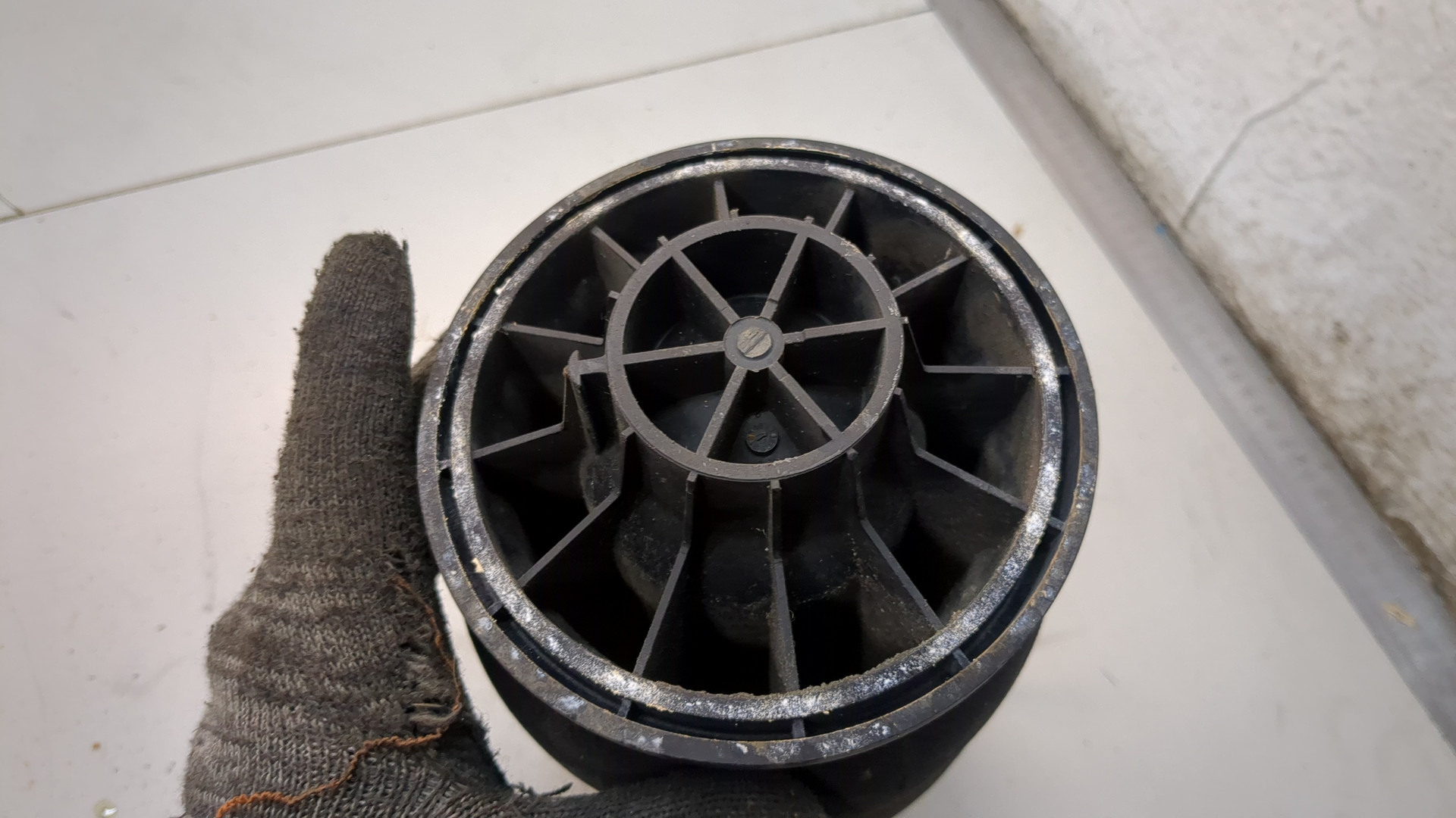 Амортизатор задний (стойка)