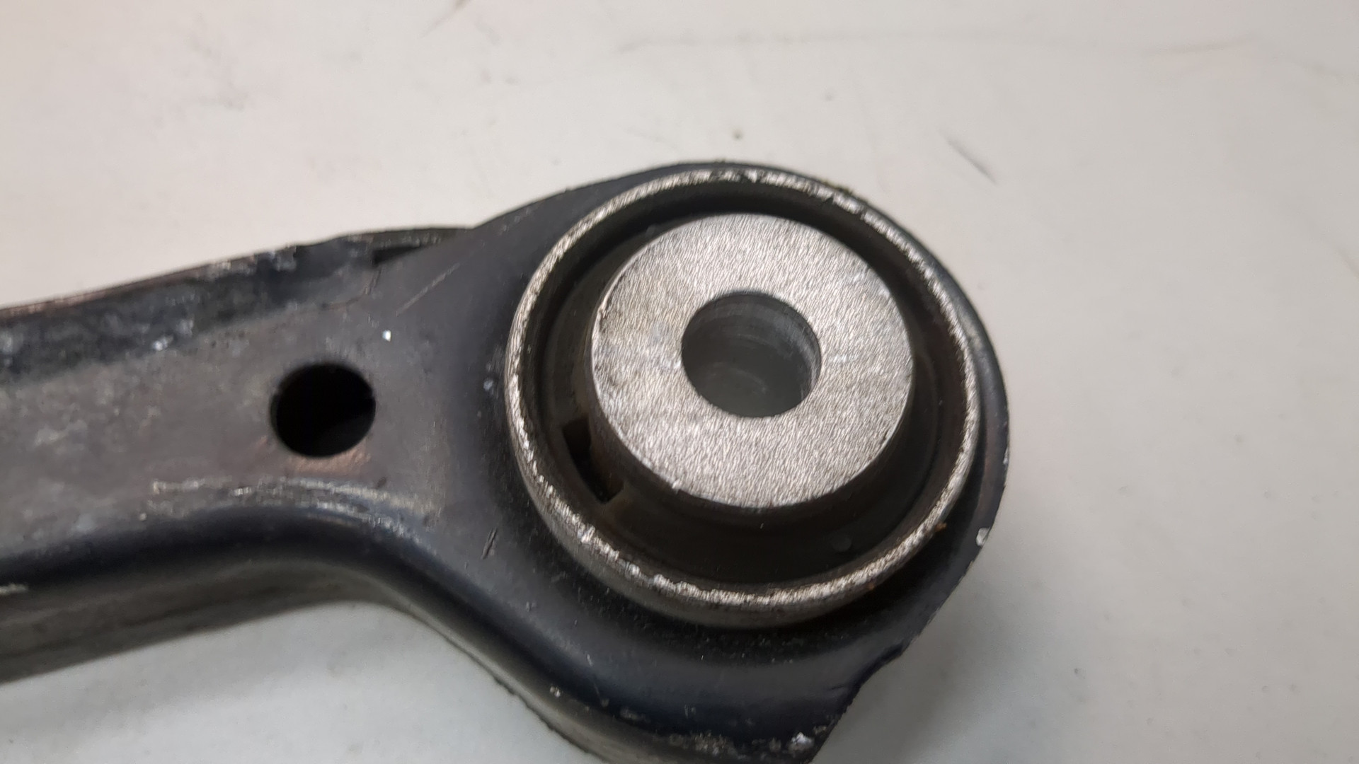 Рычаг задний