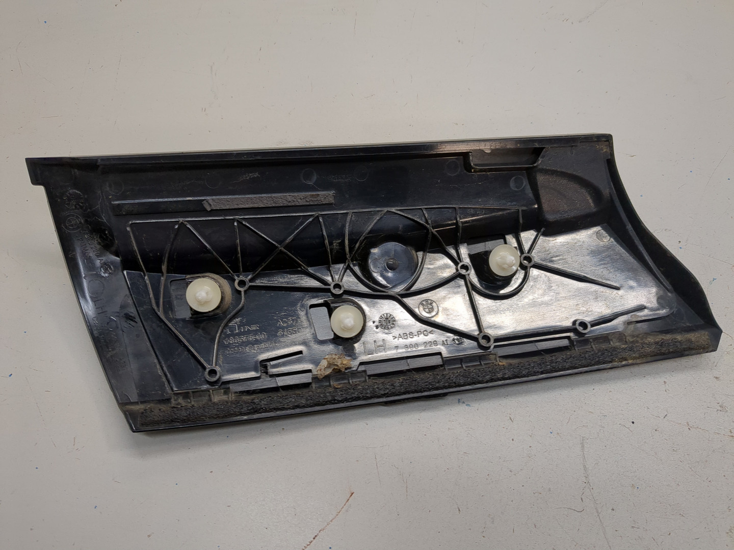 Накладка (кузов наружные)