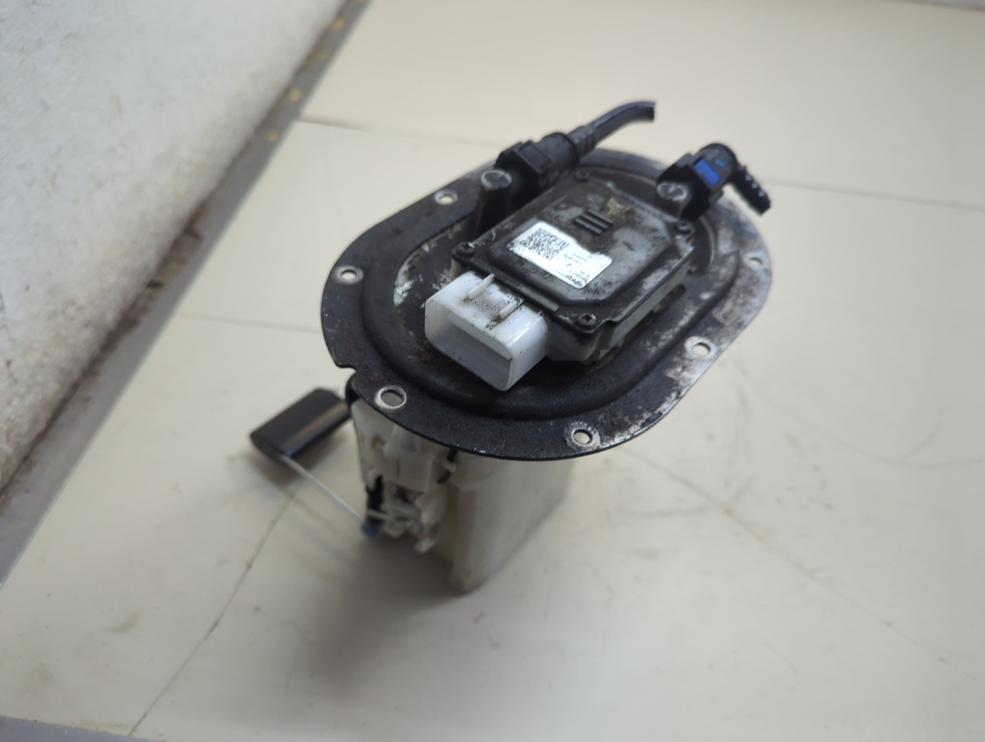 Насос топливный электрический