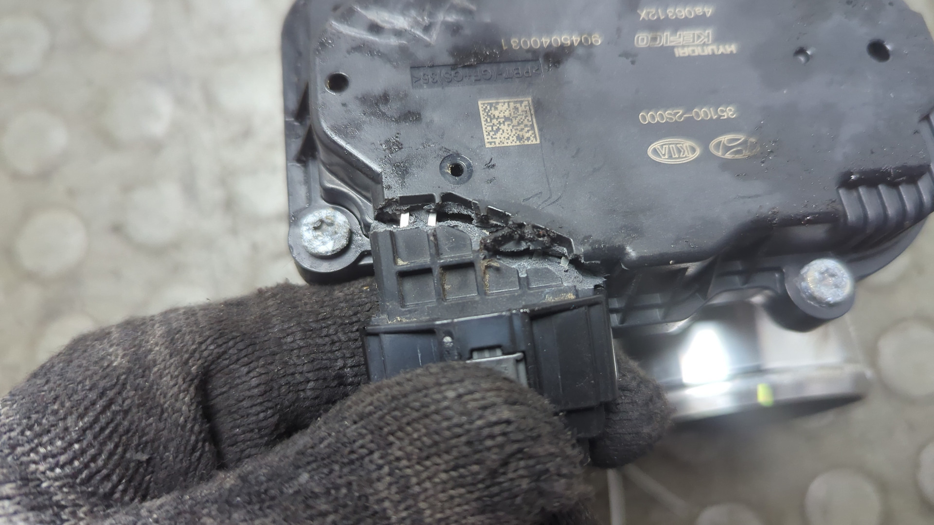 Заслонка дроссельная электрическая