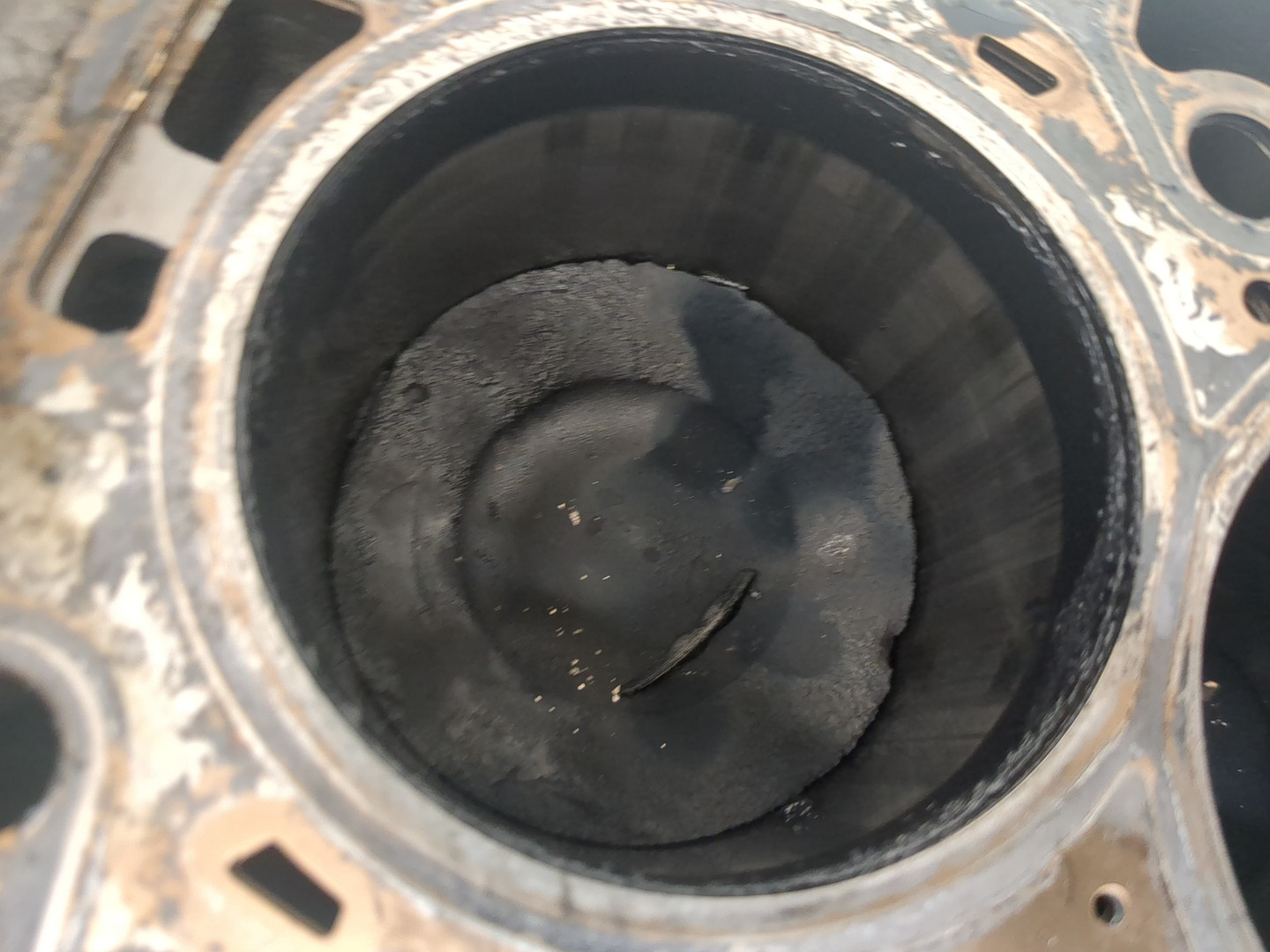 Блок двигателя