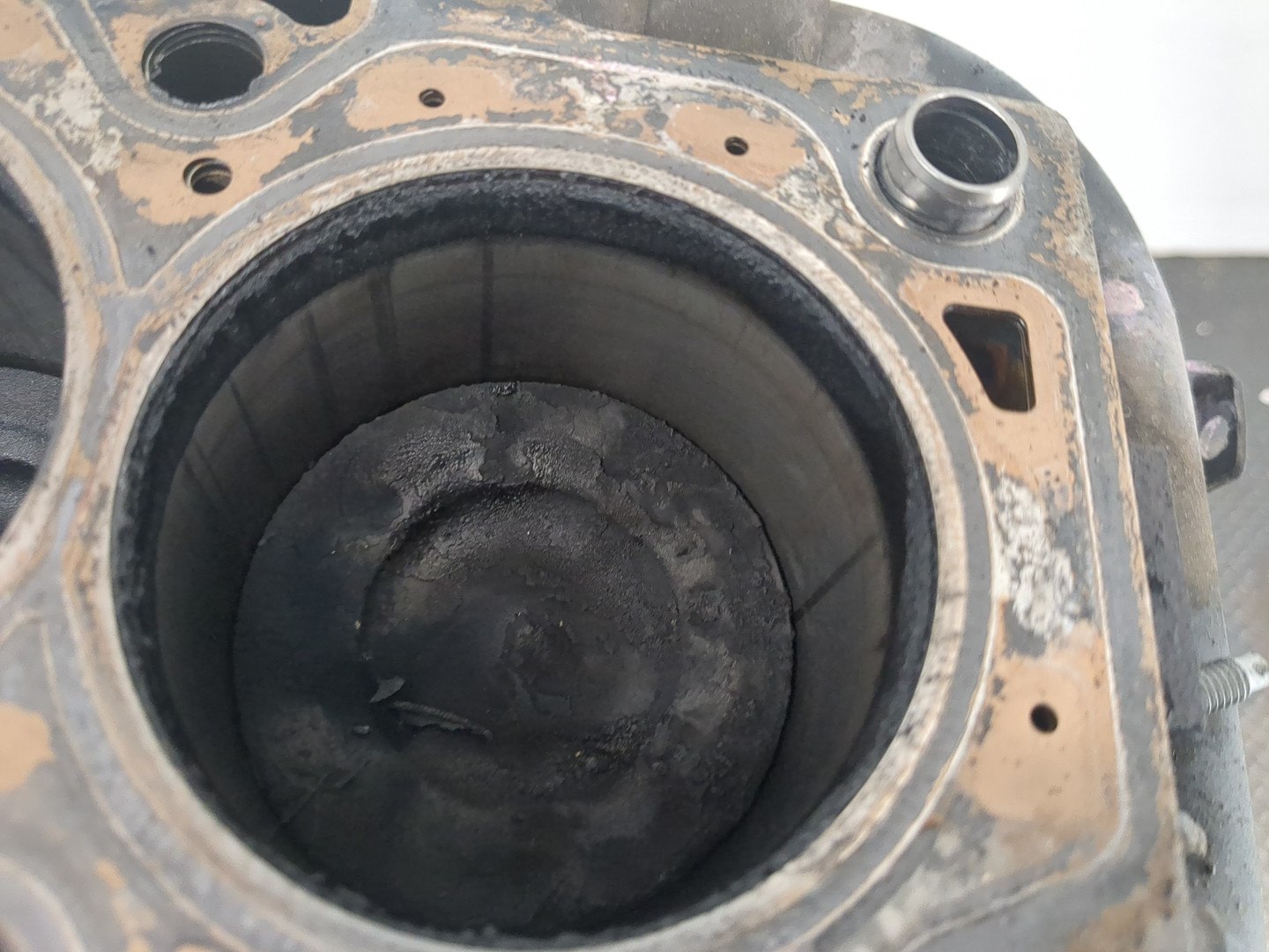 Блок двигателя