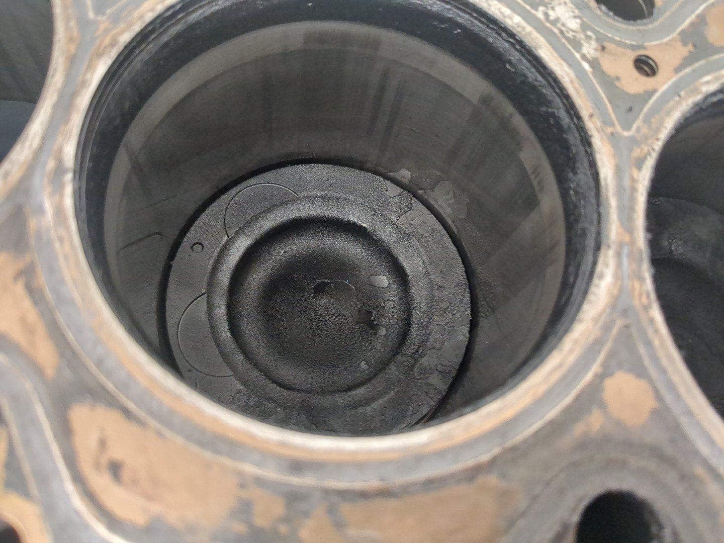 Блок двигателя