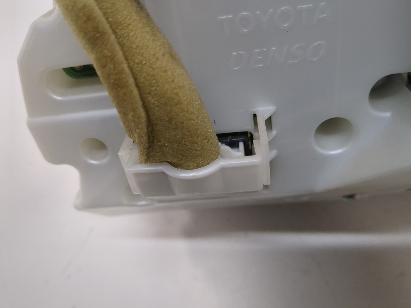 Панель приборов