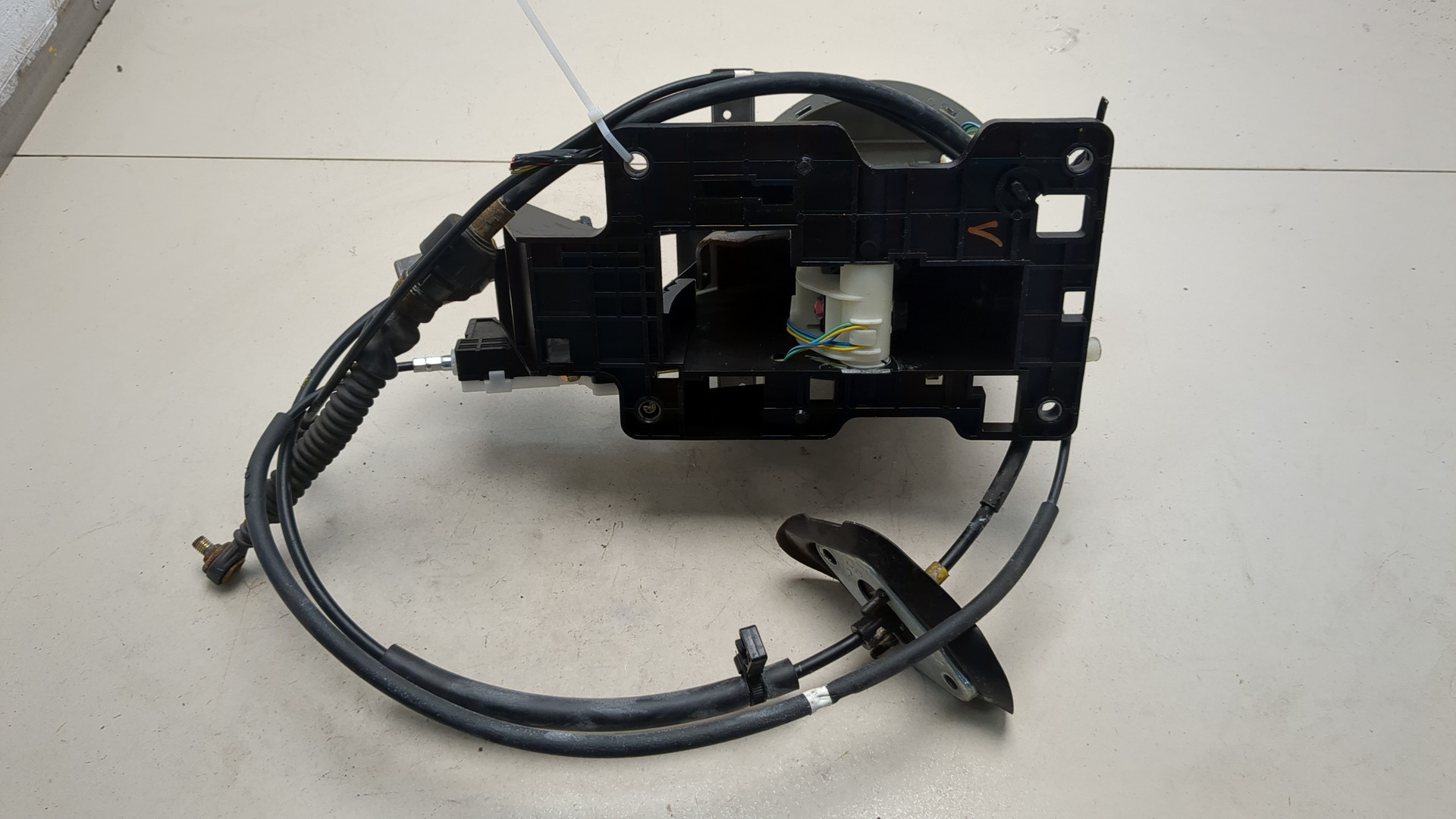 Кулиса МКПП / АКПП