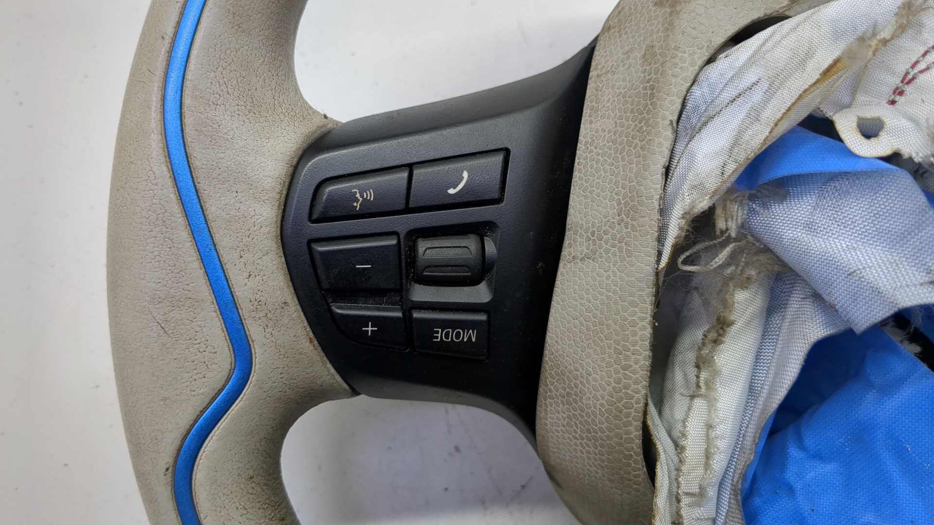 Рулевое колесо (руль)