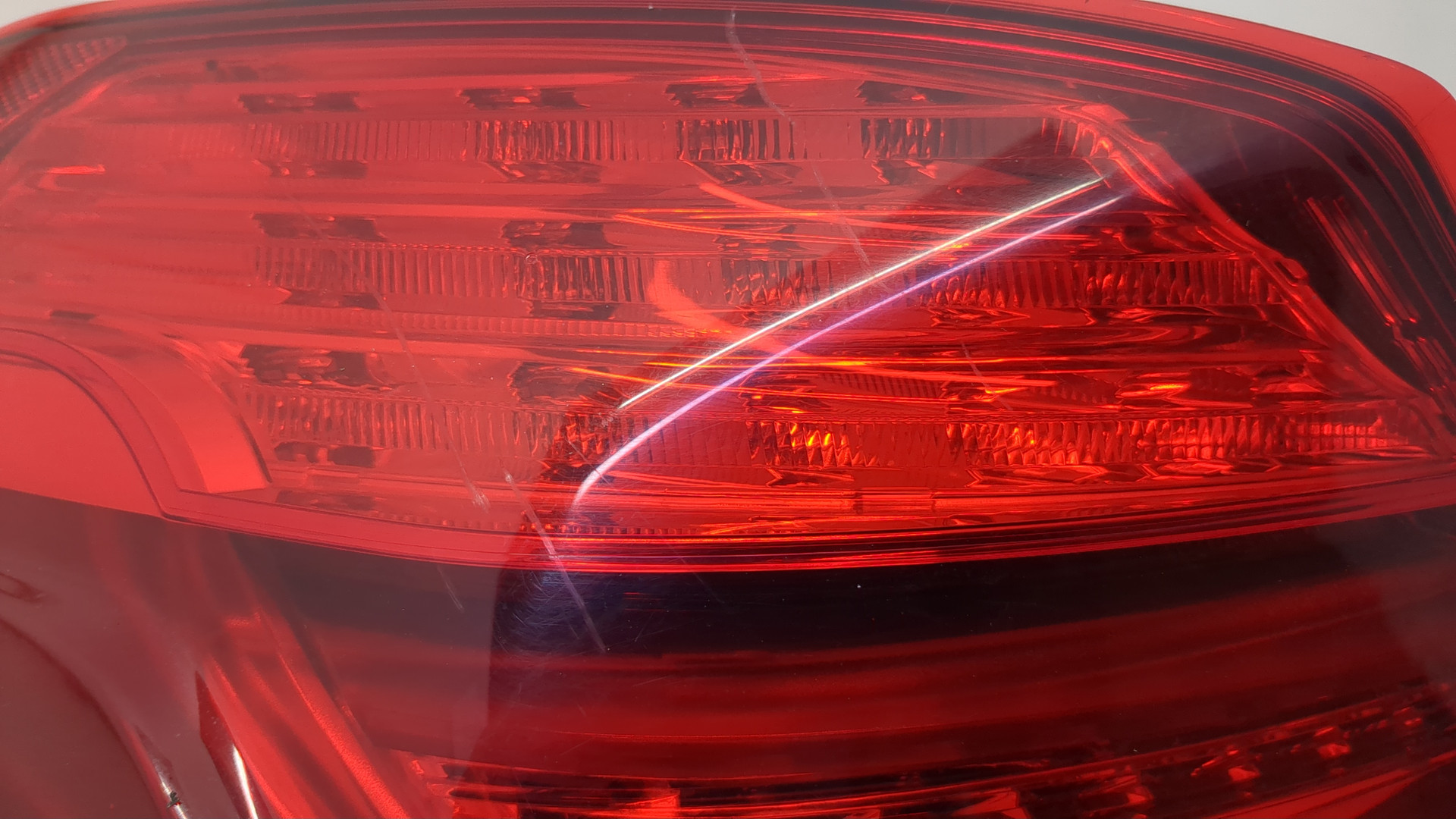 Фонарь задний левый