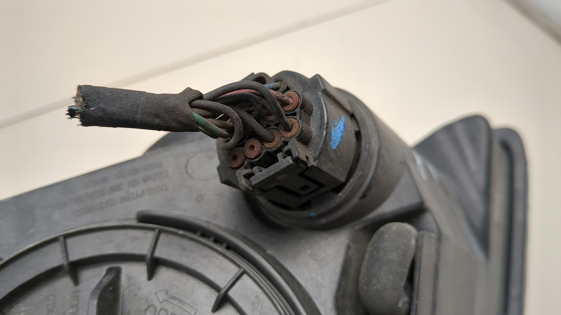 Фара правая