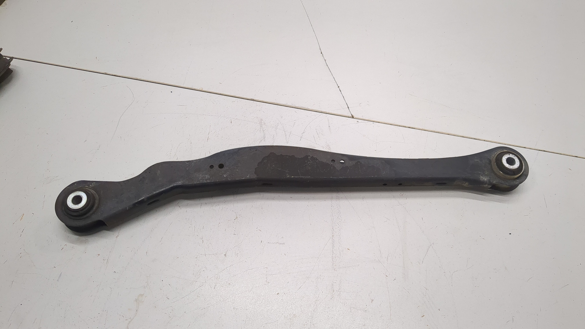 Рычаг задний