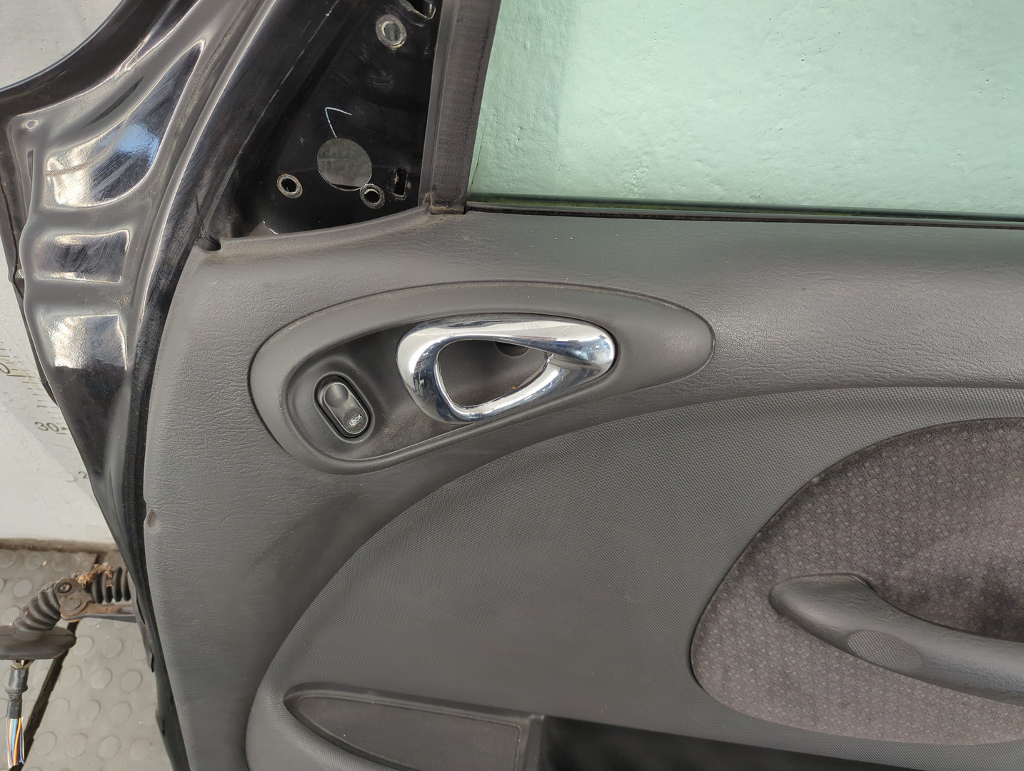 Дверь передняя правая