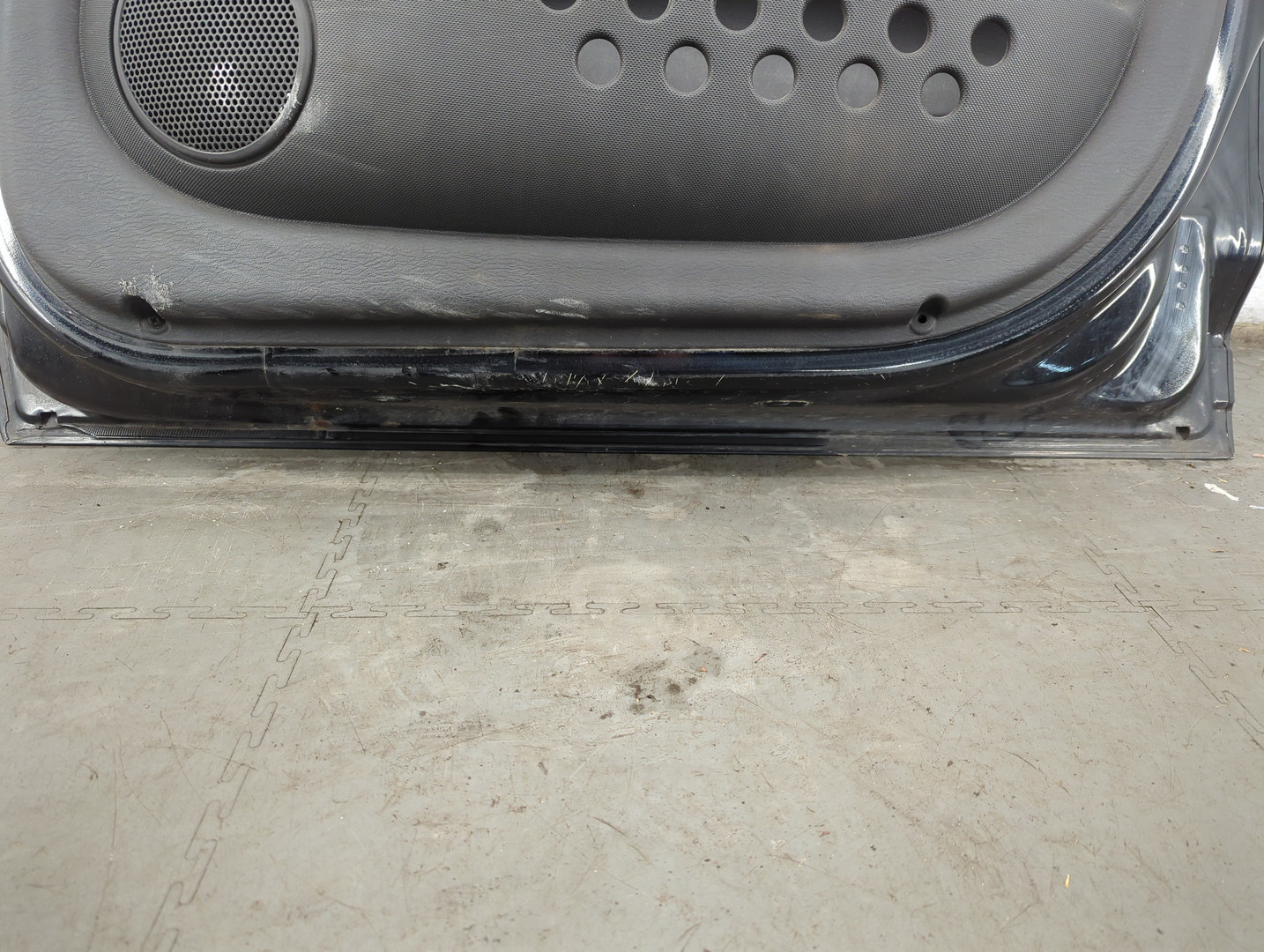 Дверь передняя правая