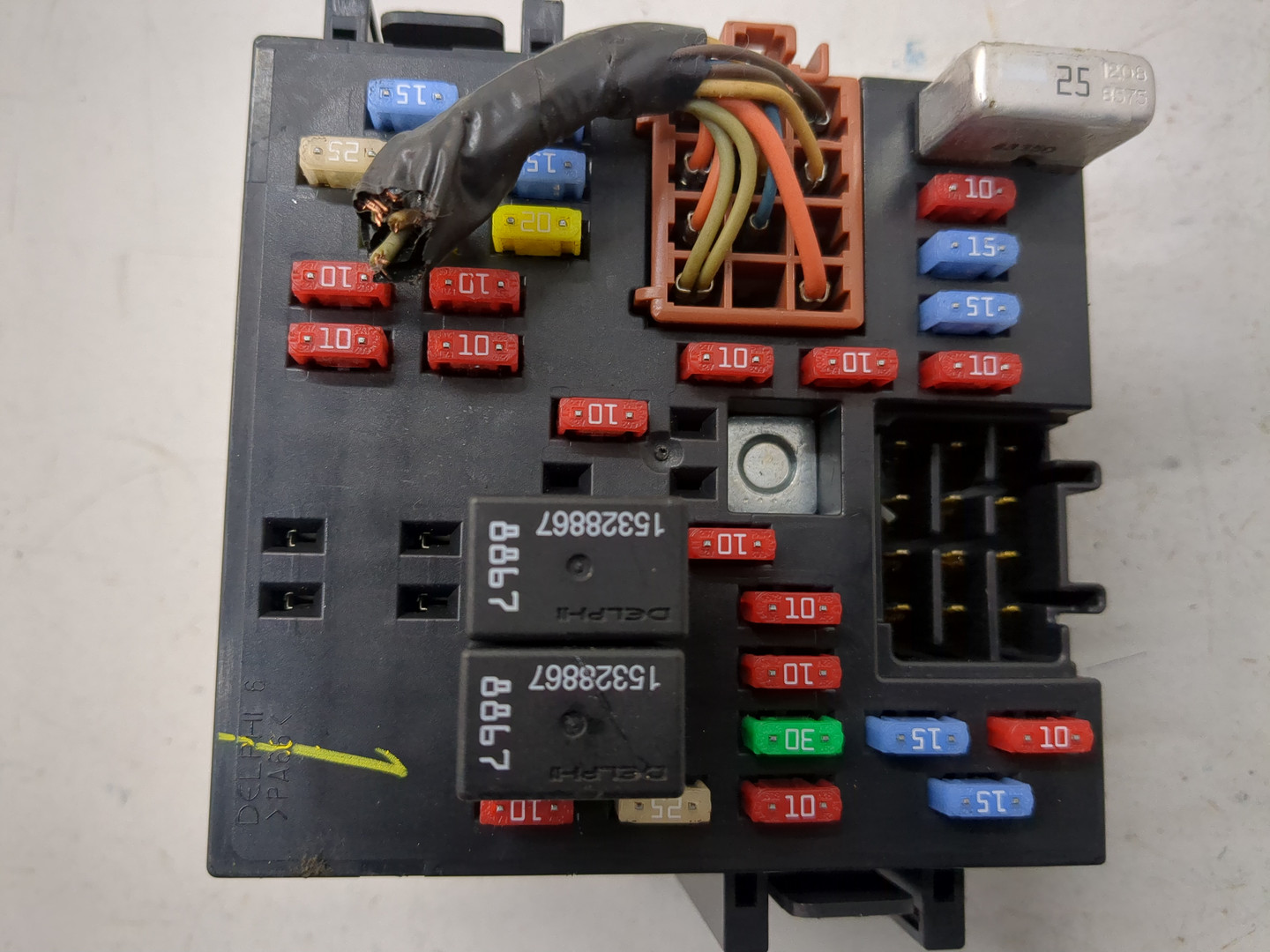 Блок предохранителей