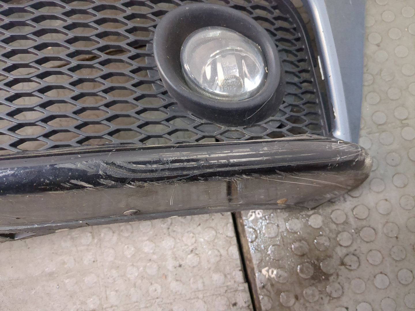 Бампер передний