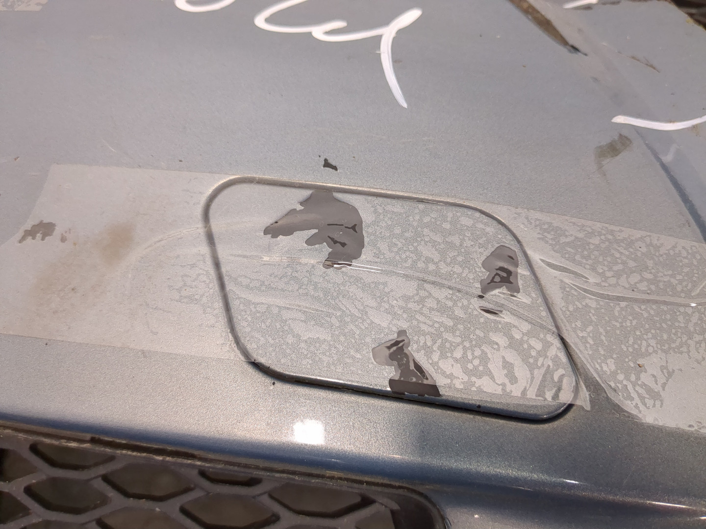 Бампер передний