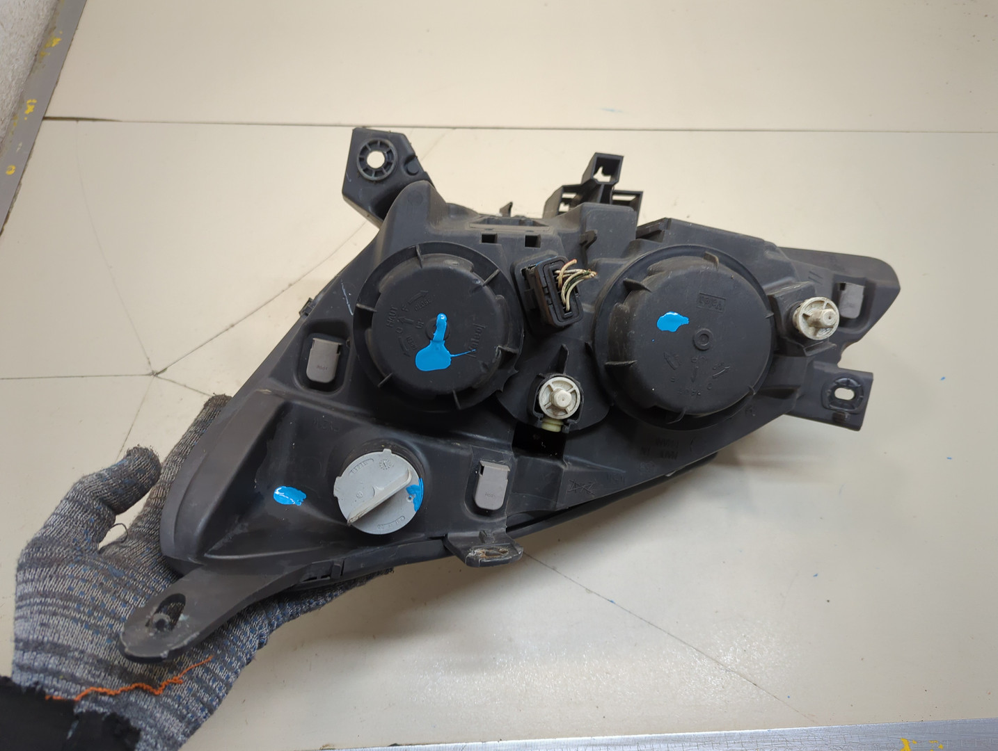 Фара правая