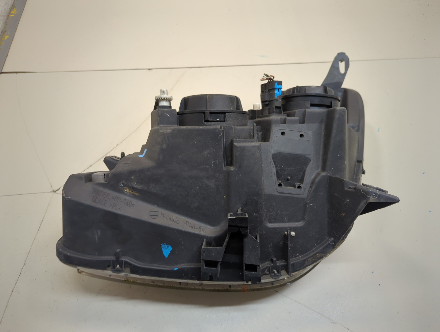 Фара правая