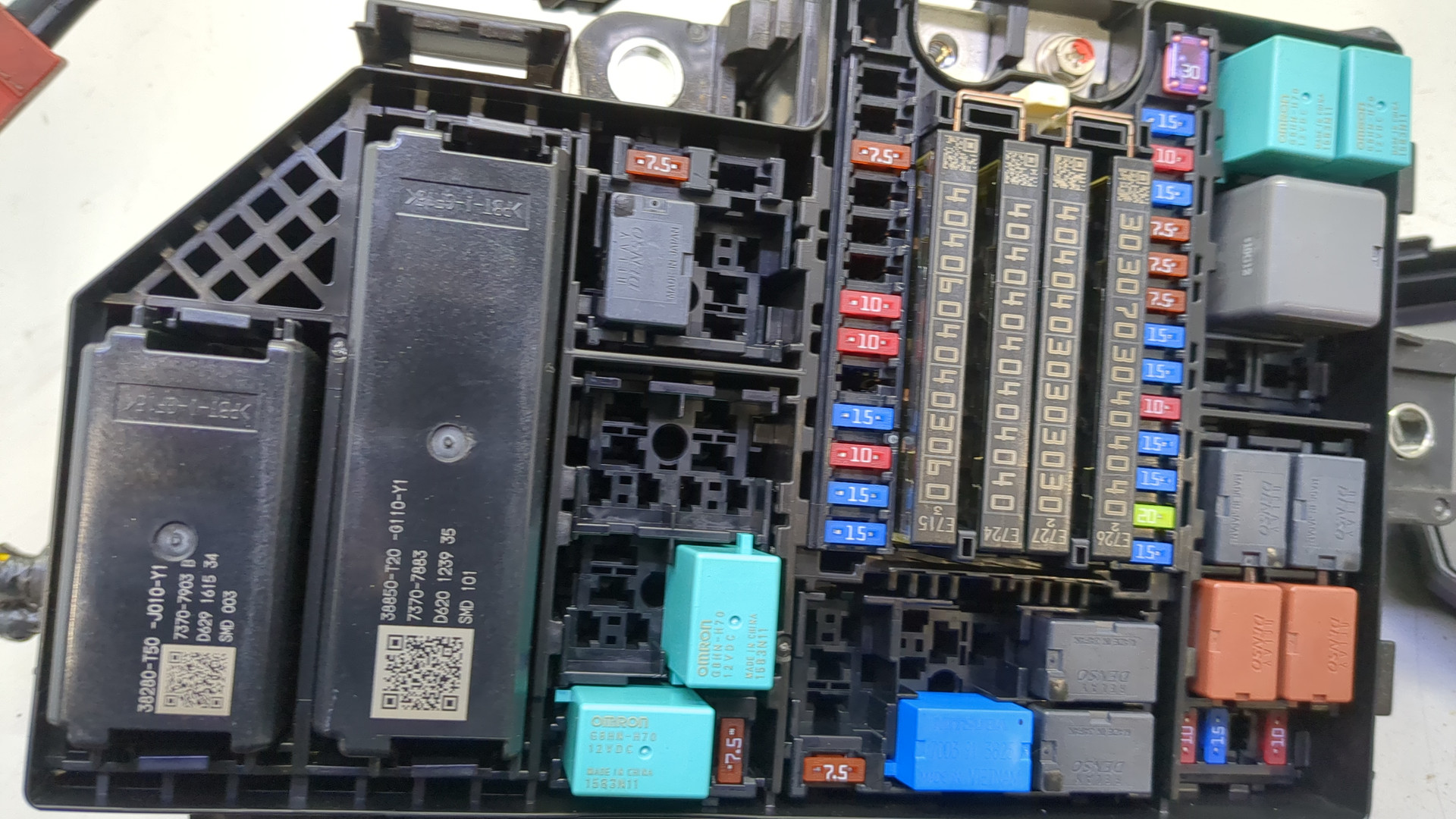 Блок предохранителей
