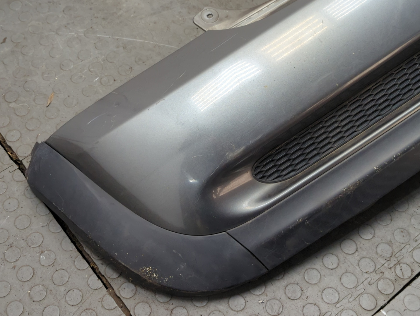 Бампер задний