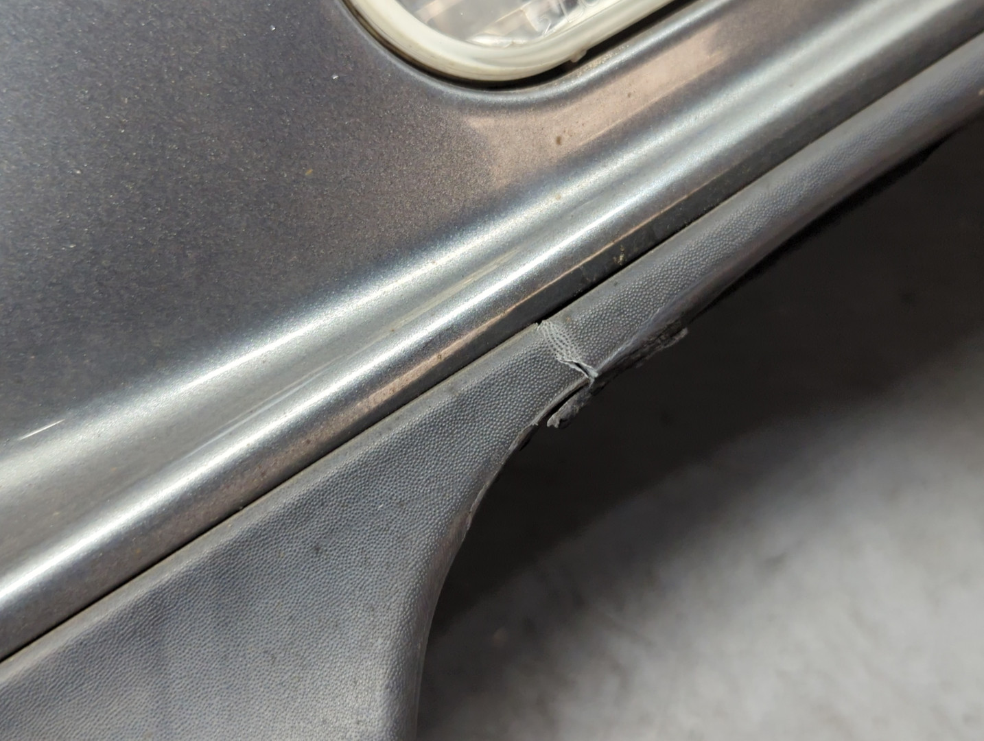 Бампер задний