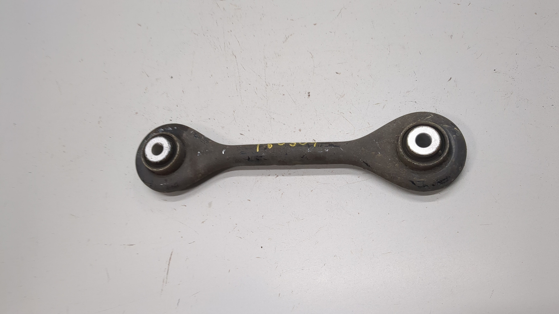Рычаг задний