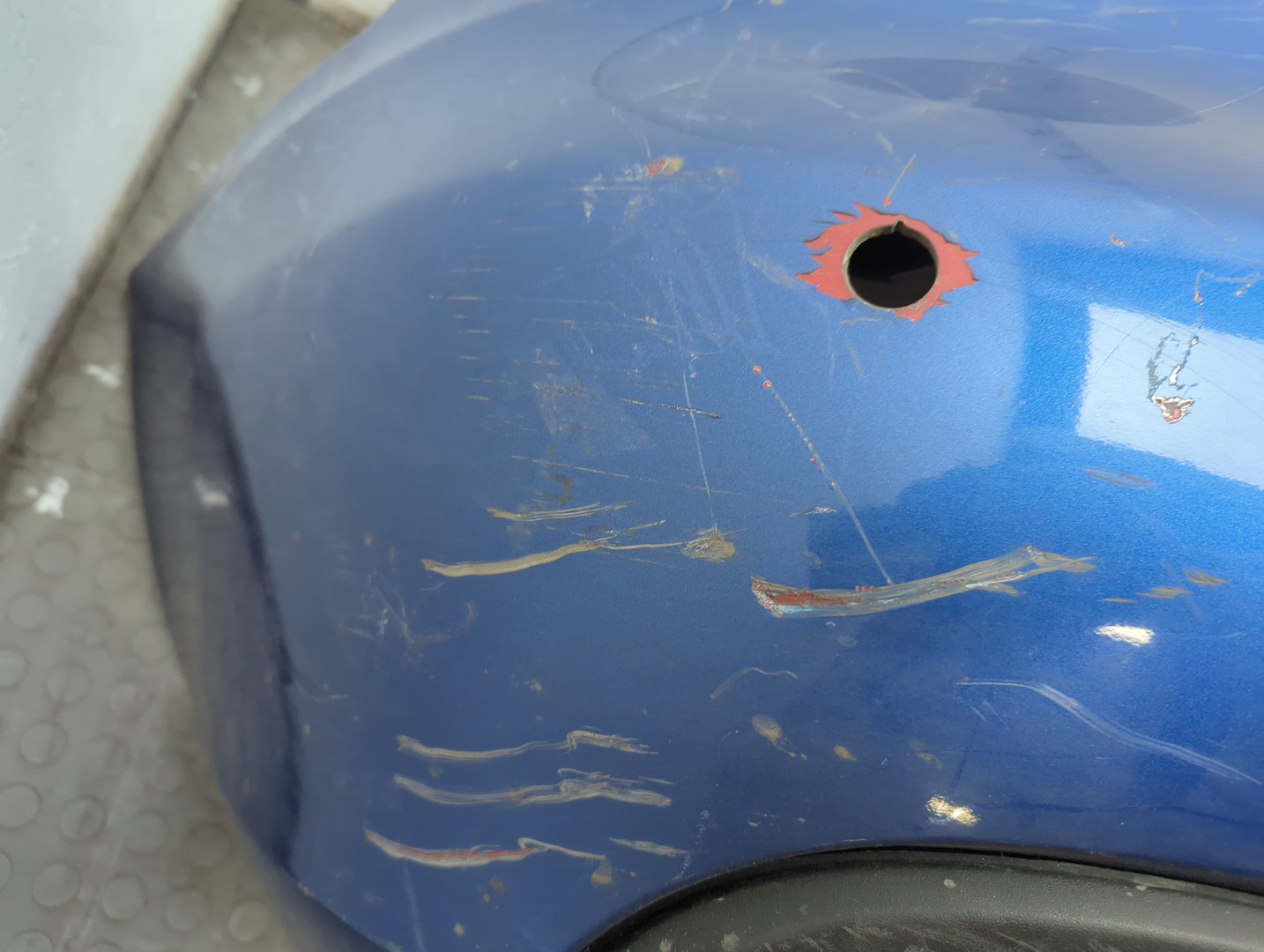 Бампер задний