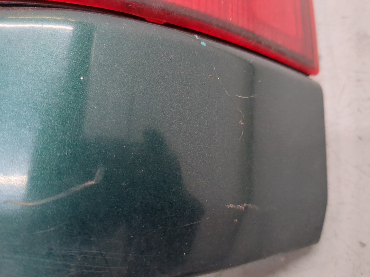 Фонарь задний левый