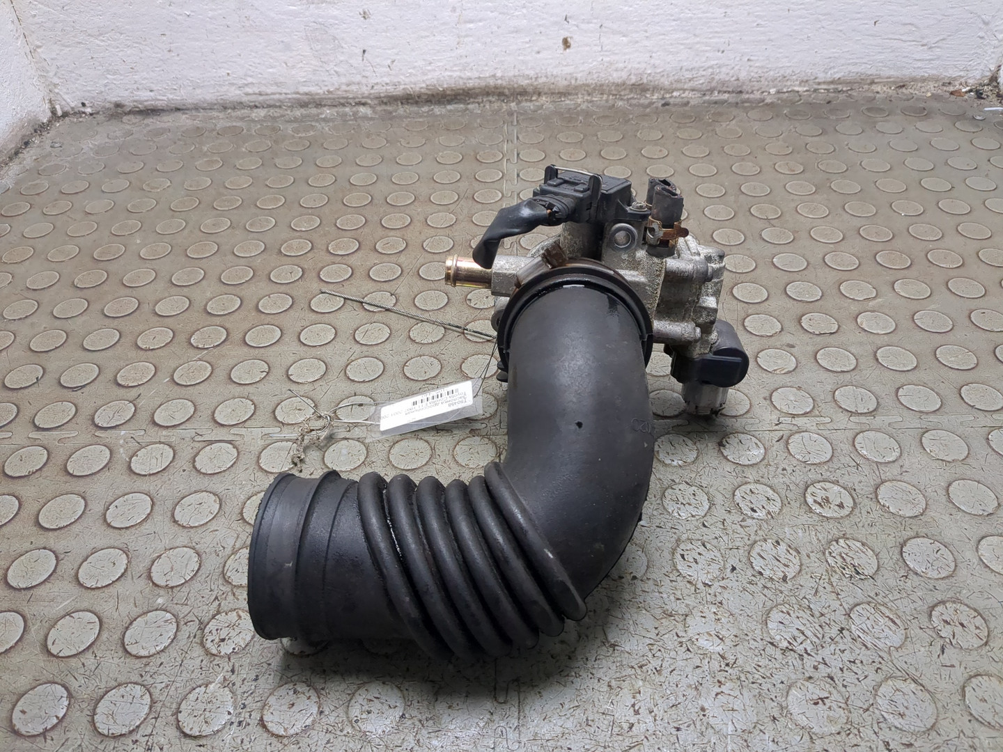 Заслонка дроссельная электрическая