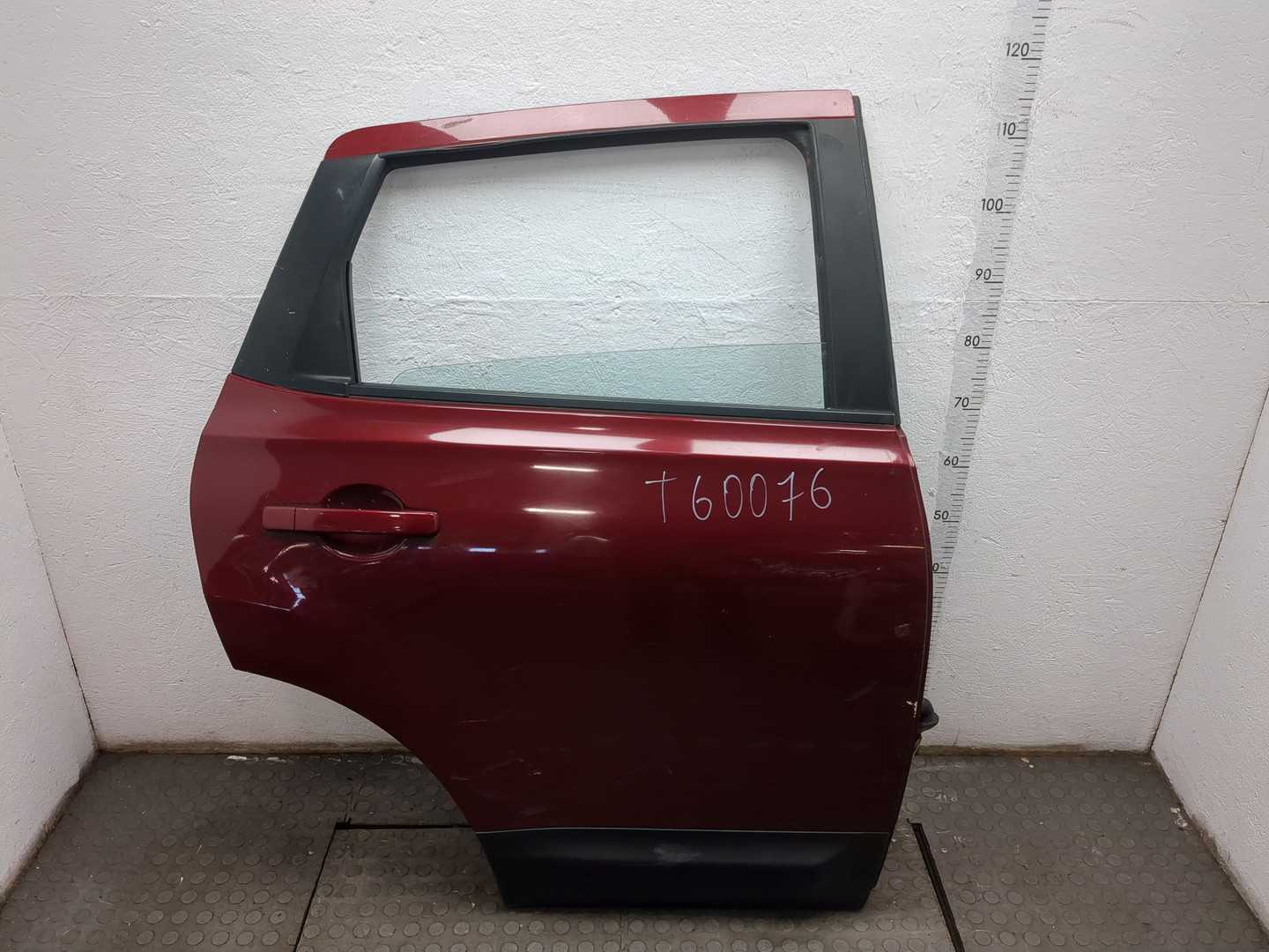 Дверь задняя правая
