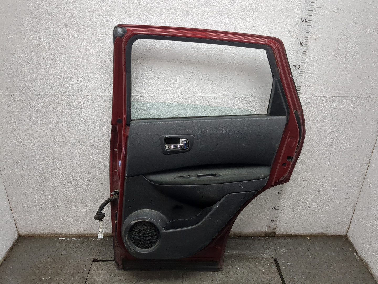 Дверь задняя правая