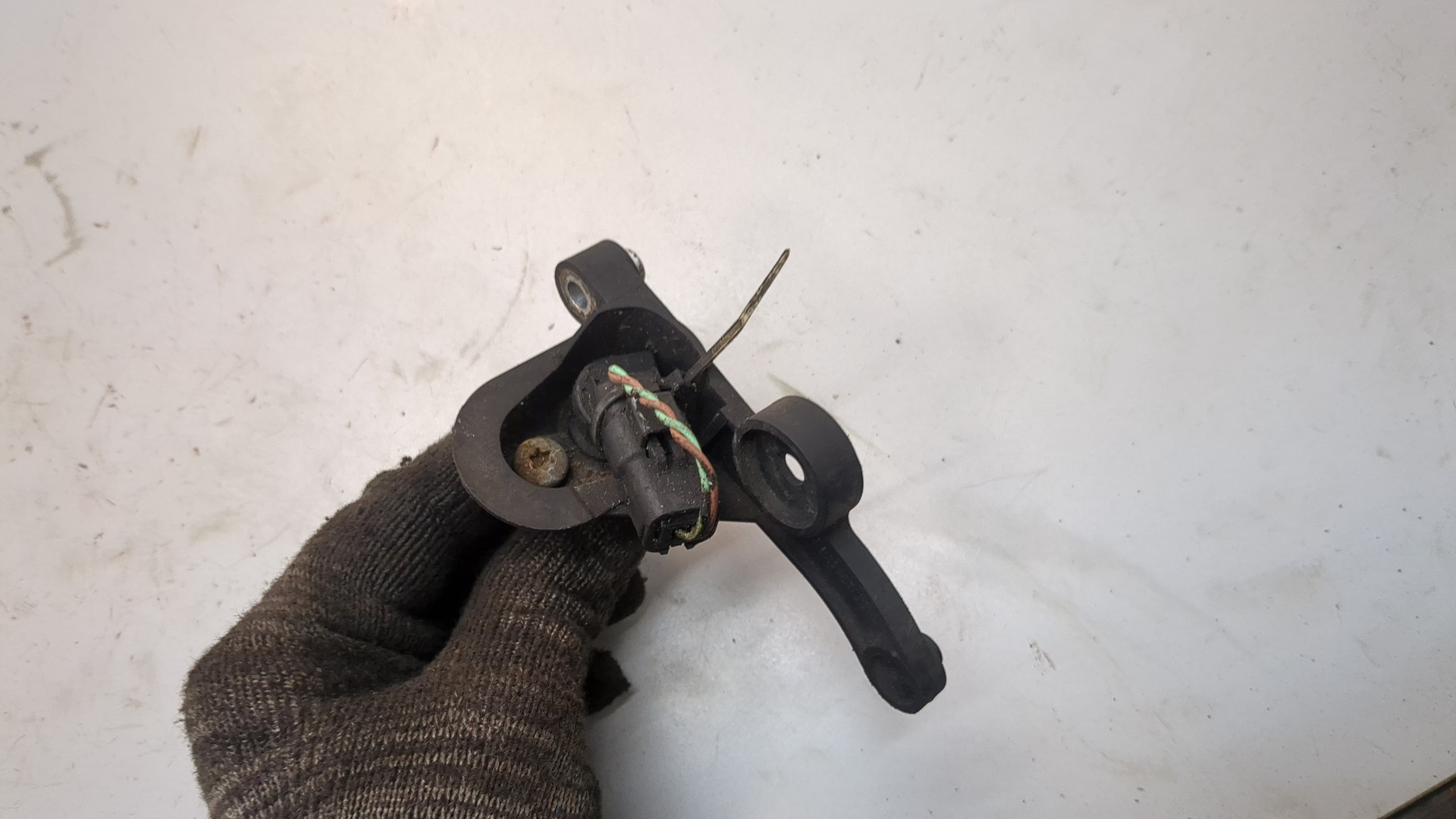 Датчик положения коленвала