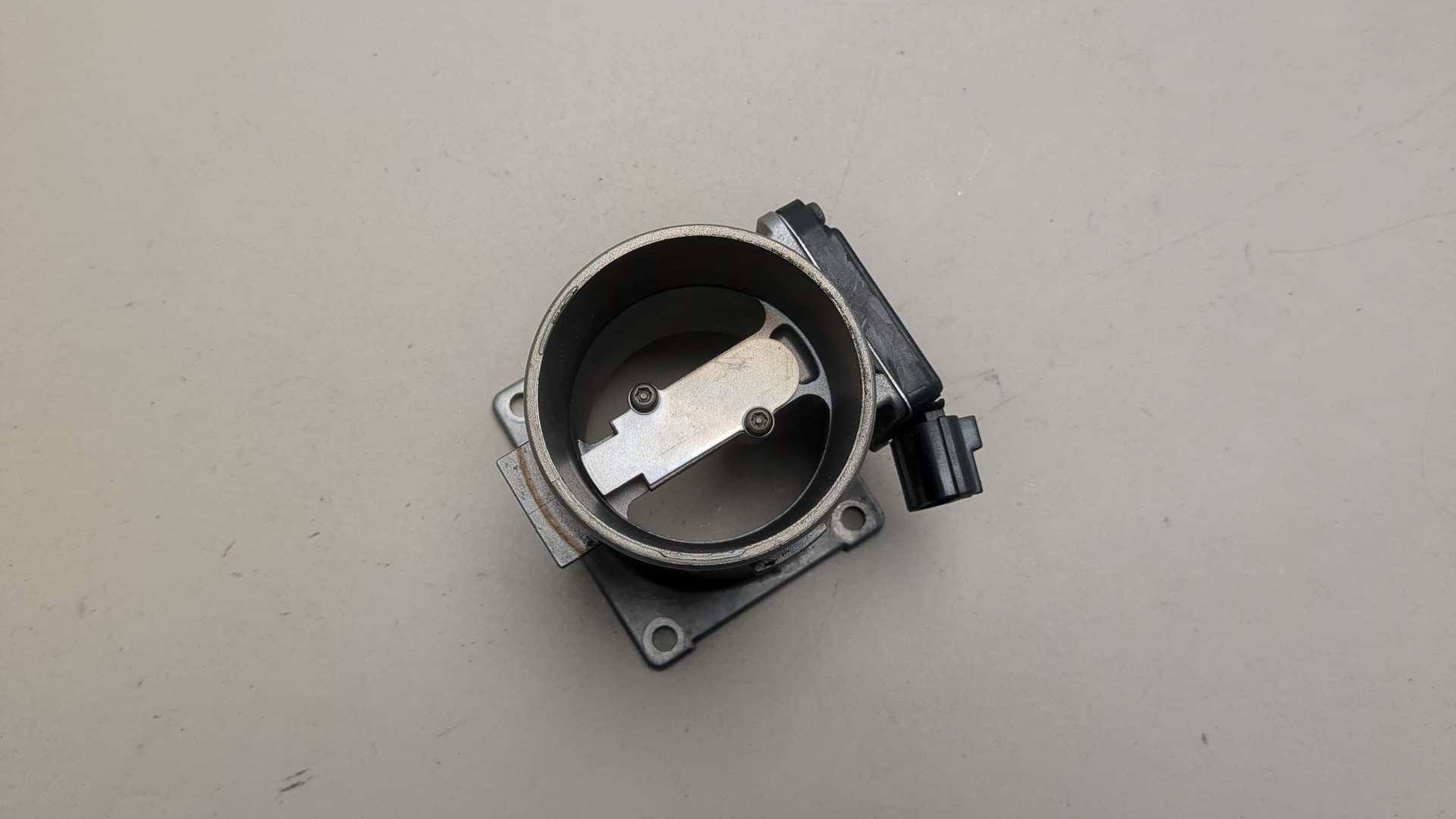 Расходомер воздуха (ДМРВ)