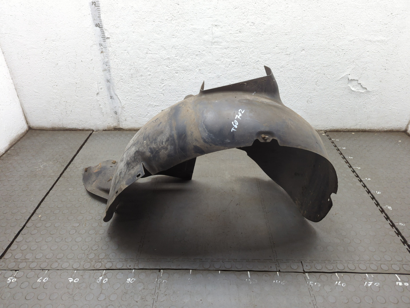 Локер передний левый