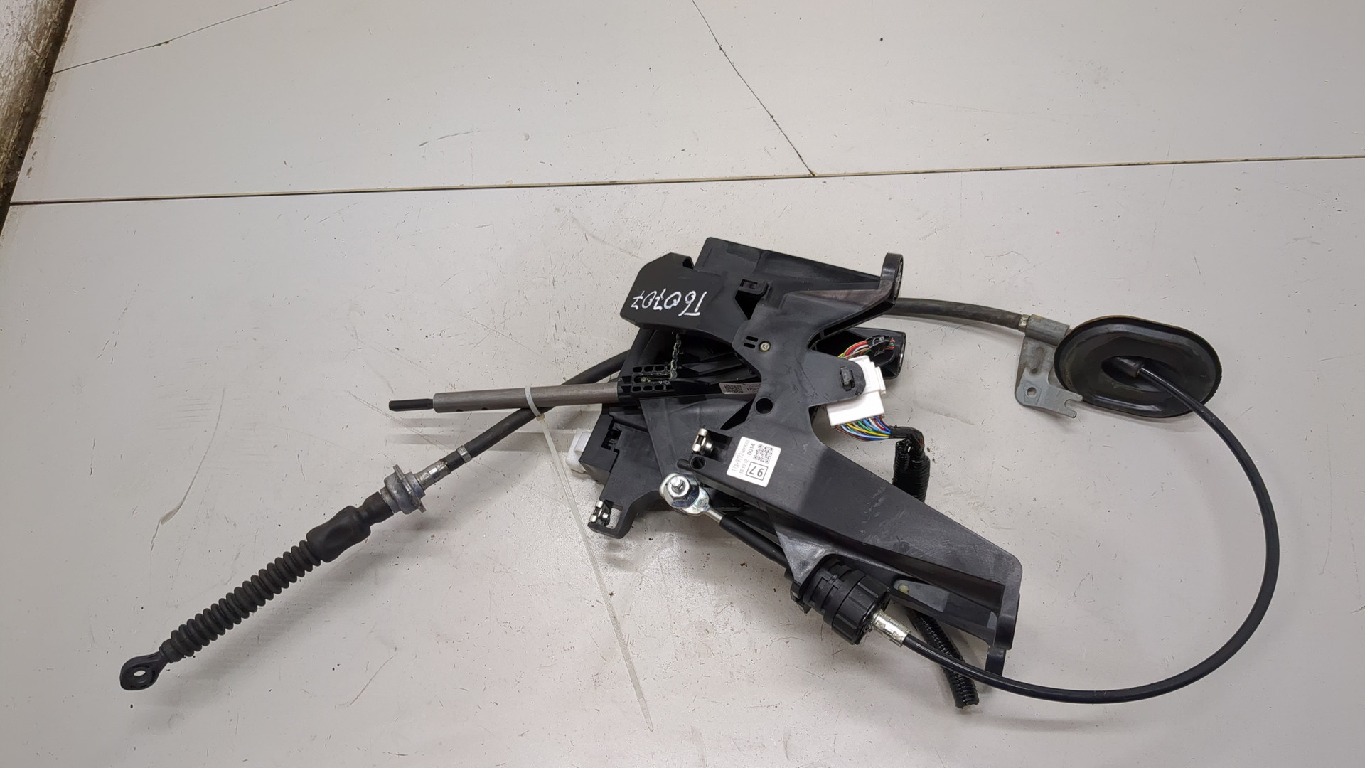 Кулиса МКПП / АКПП