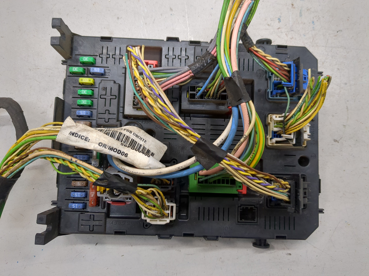 Блок предохранителей