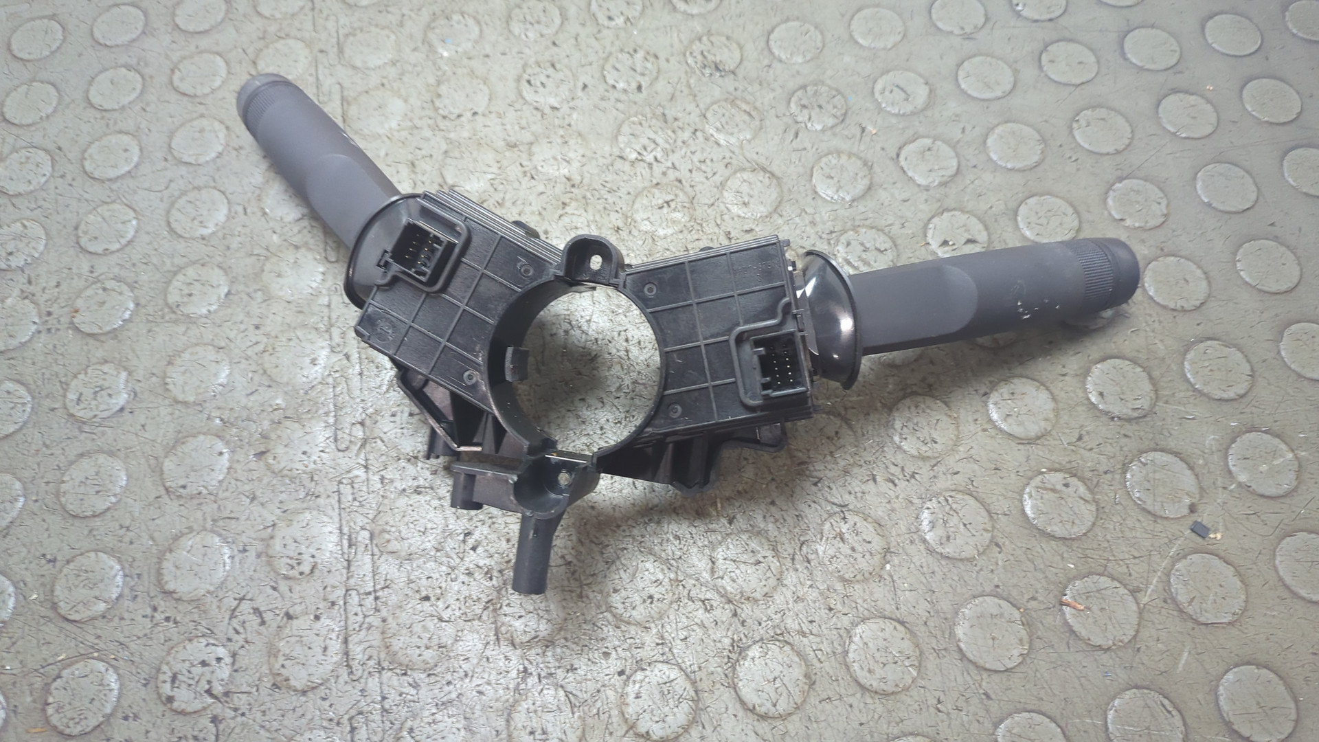 Переключатель подрулевой