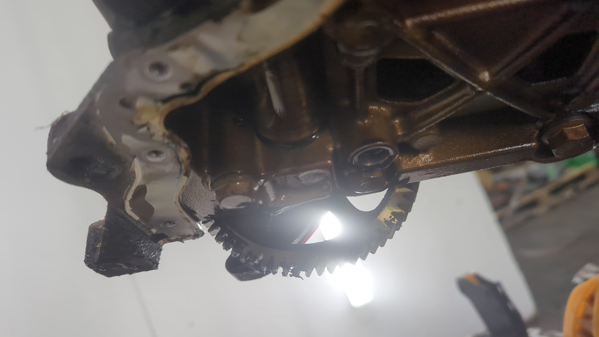 Блок двигателя