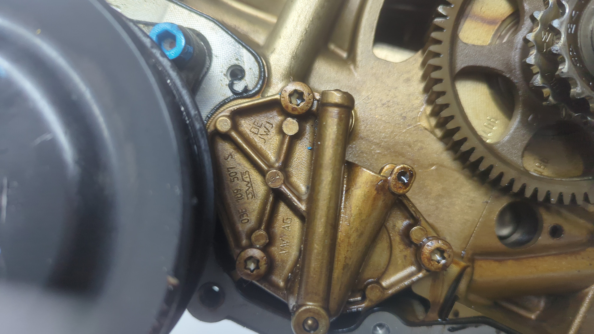 Блок двигателя