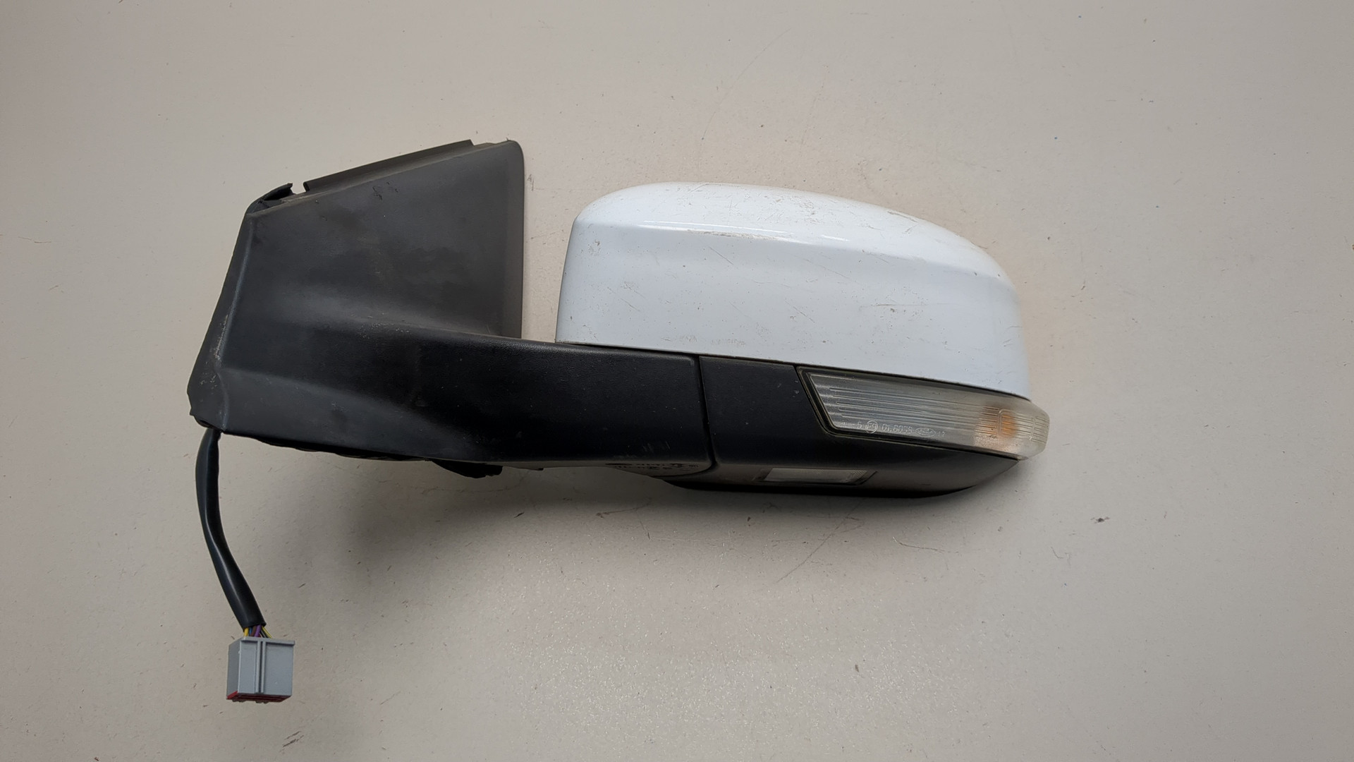 Зеркало левое электрическое