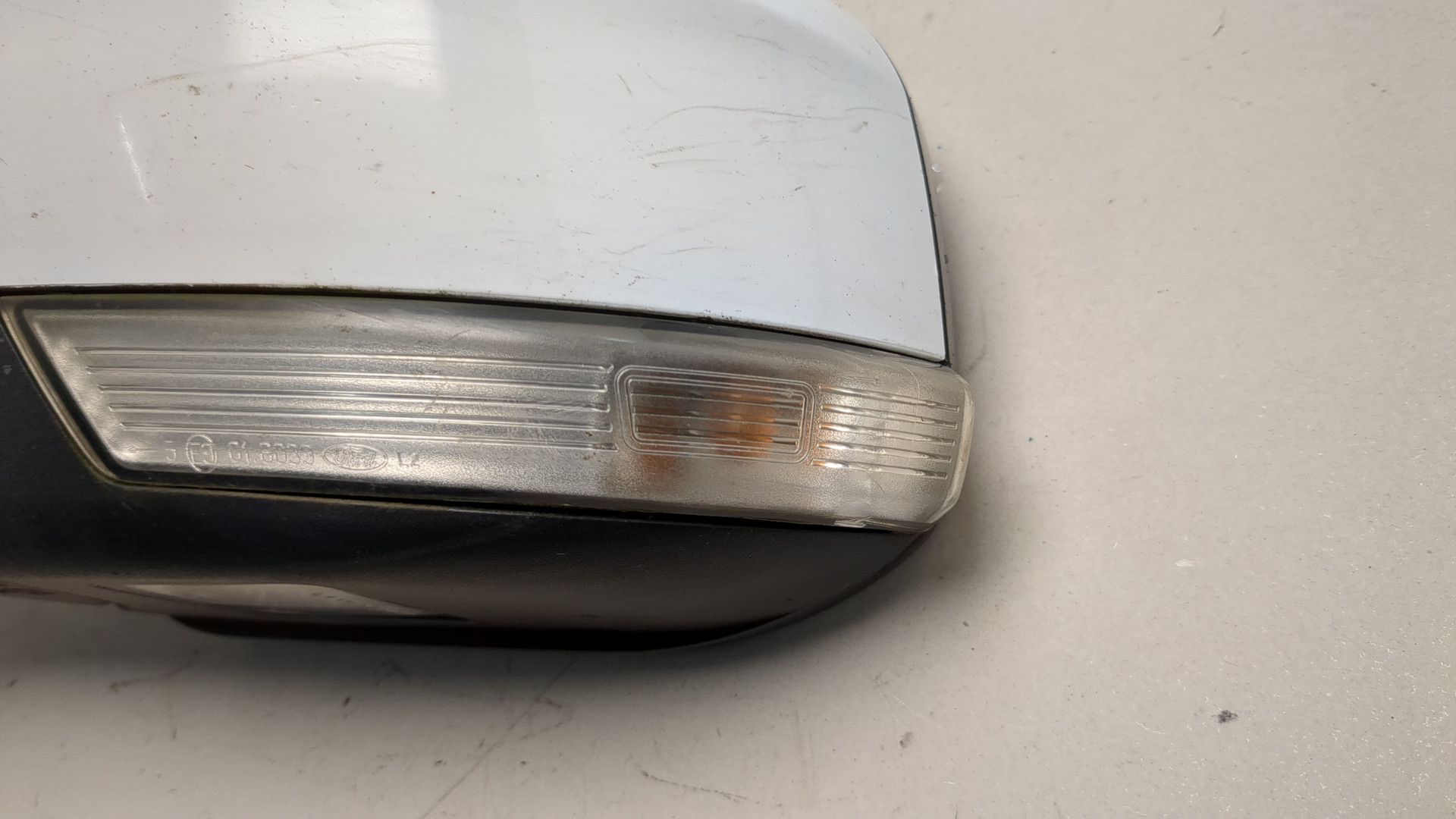 Зеркало левое электрическое