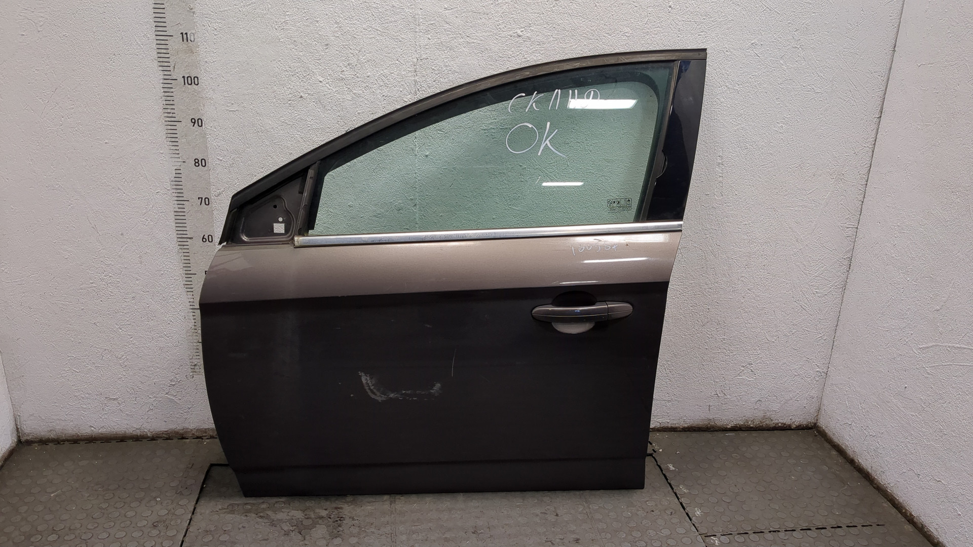 Дверь передняя левая