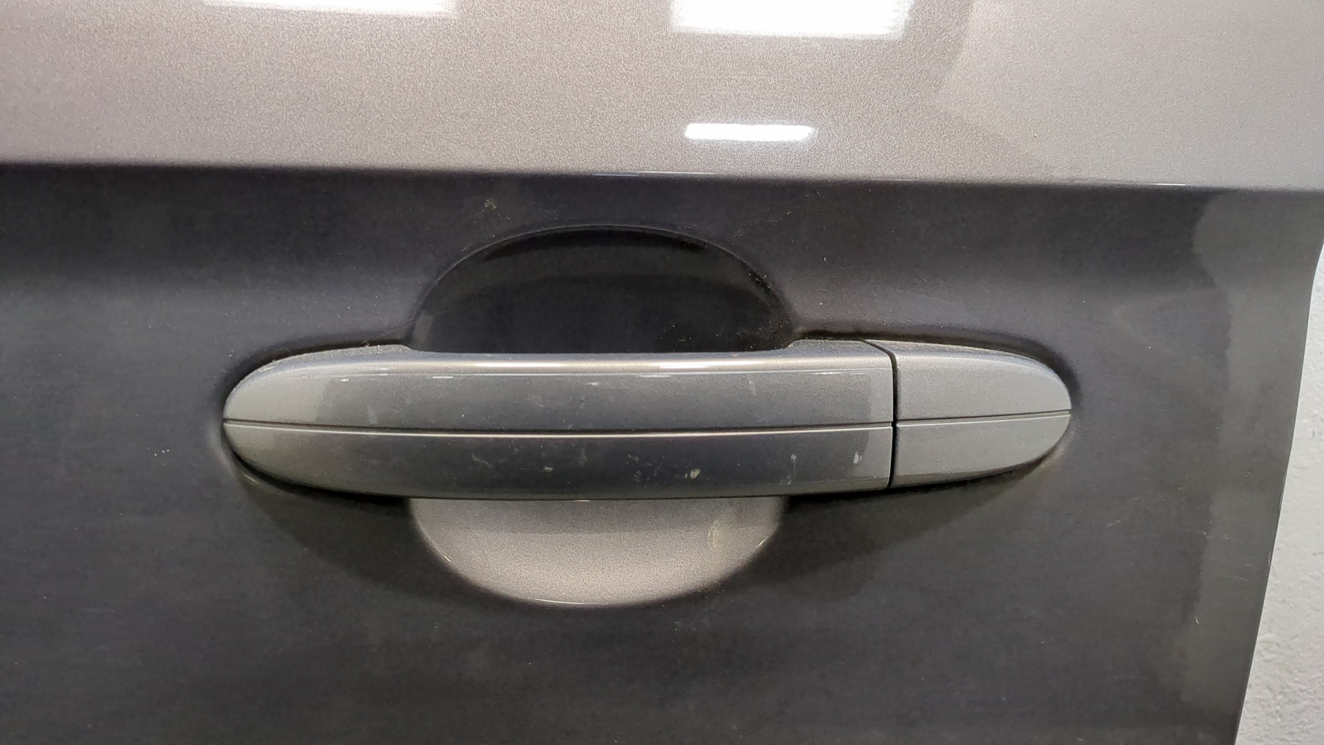 Дверь передняя левая