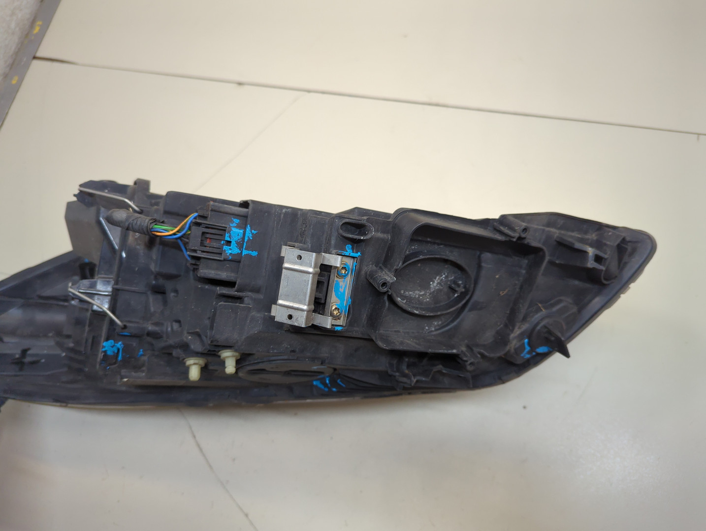 Фара правая