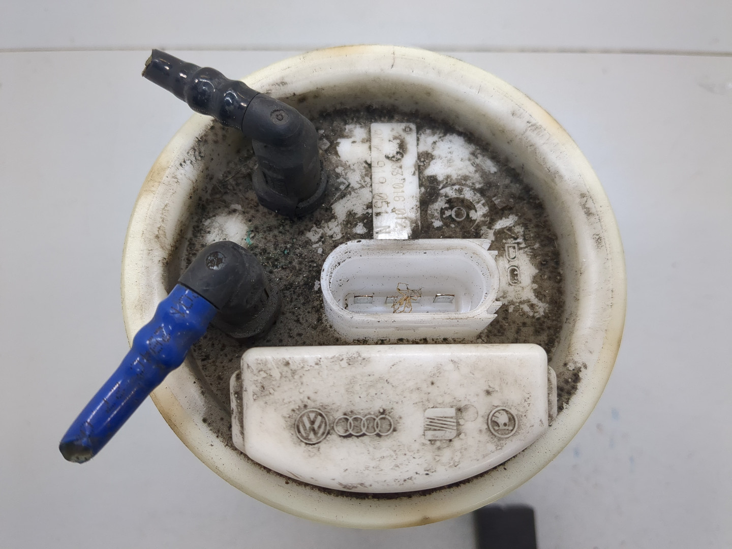 Насос топливный электрический