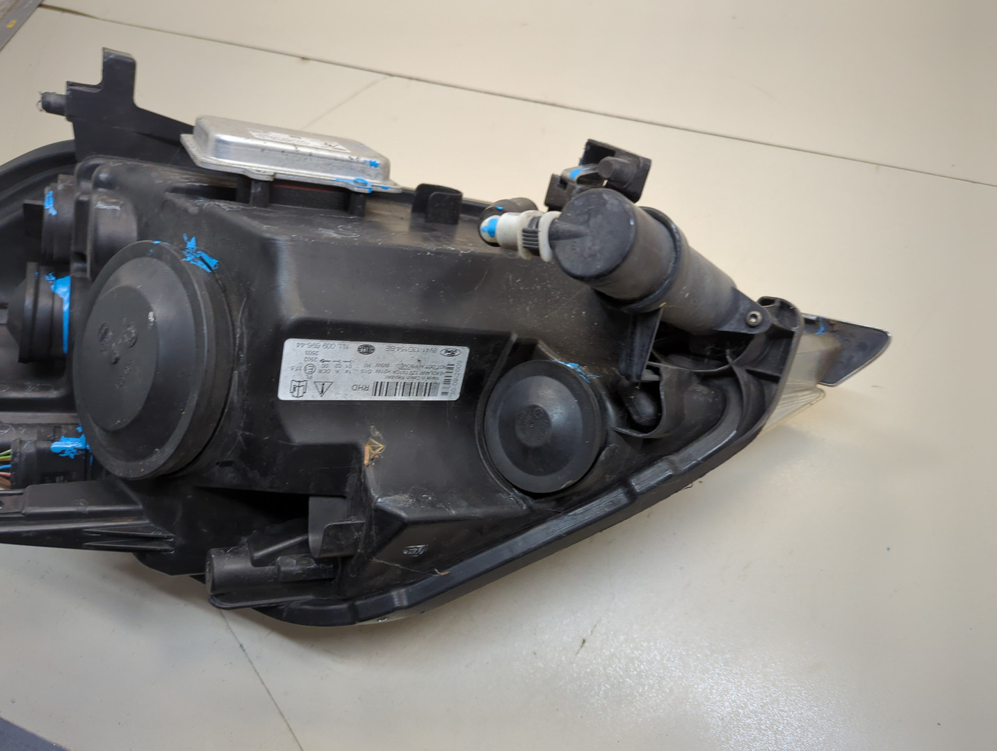 Фара правая